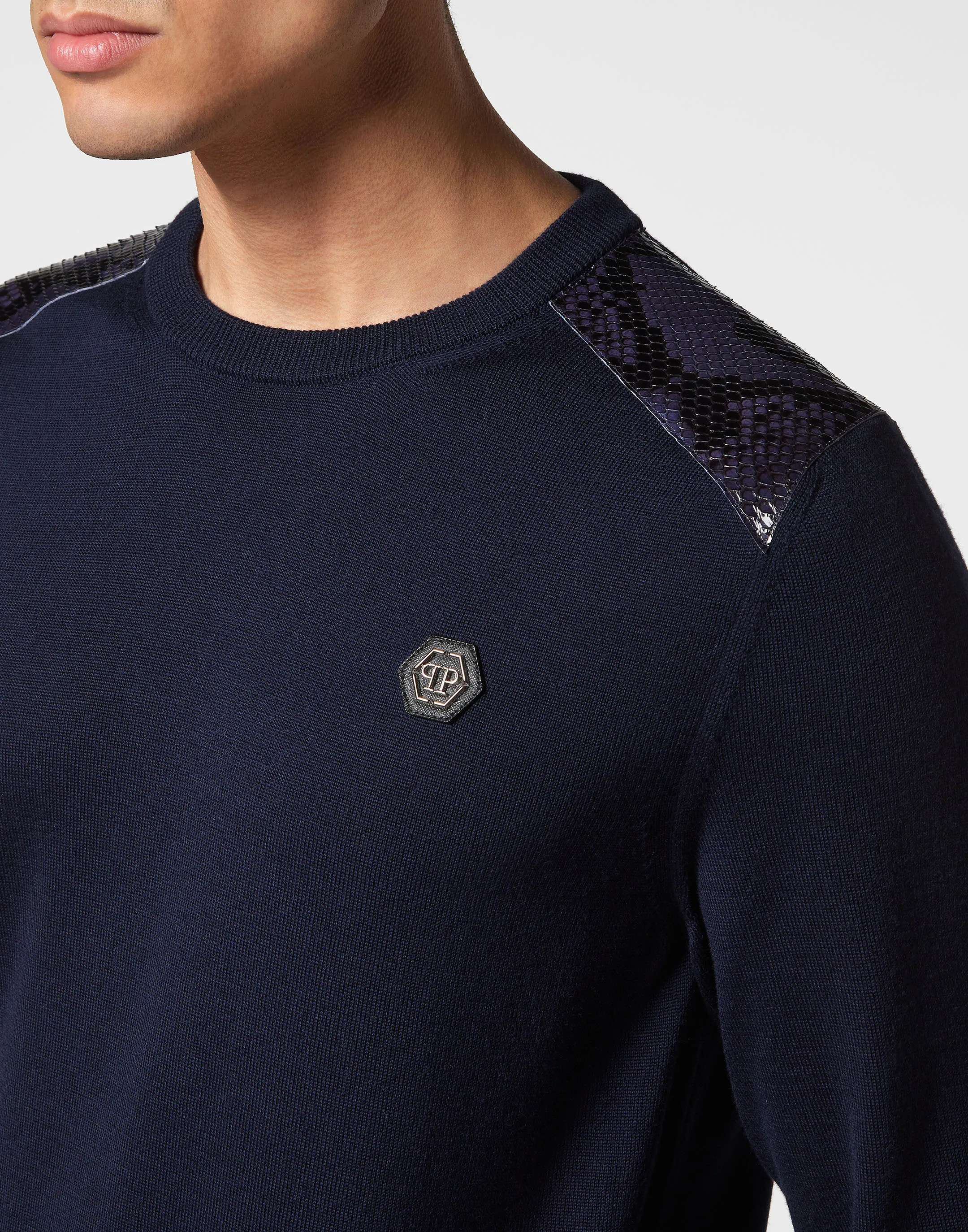 Merino Pullover Round Neck LS